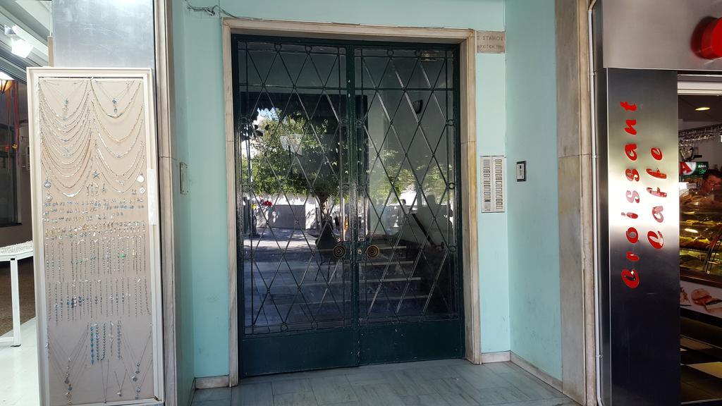 Pangsapuri 60 m² dengan 2 bilik tidur dan 1 bilik mandi peribadi di Acropolis - Koukaki Athens Luaran gambar