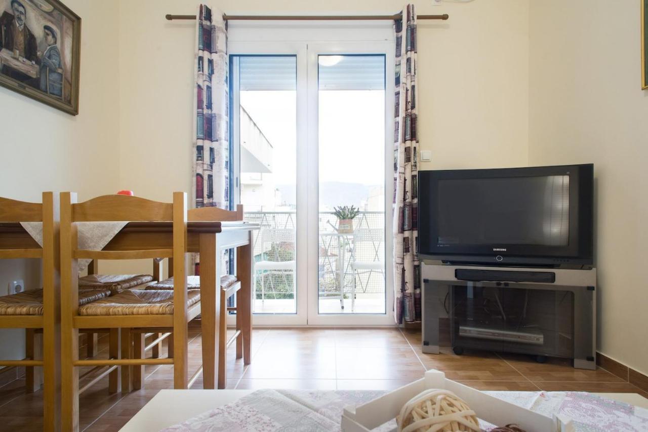 Pangsapuri 60 m² dengan 2 bilik tidur dan 1 bilik mandi peribadi di Acropolis - Koukaki Athens Luaran gambar