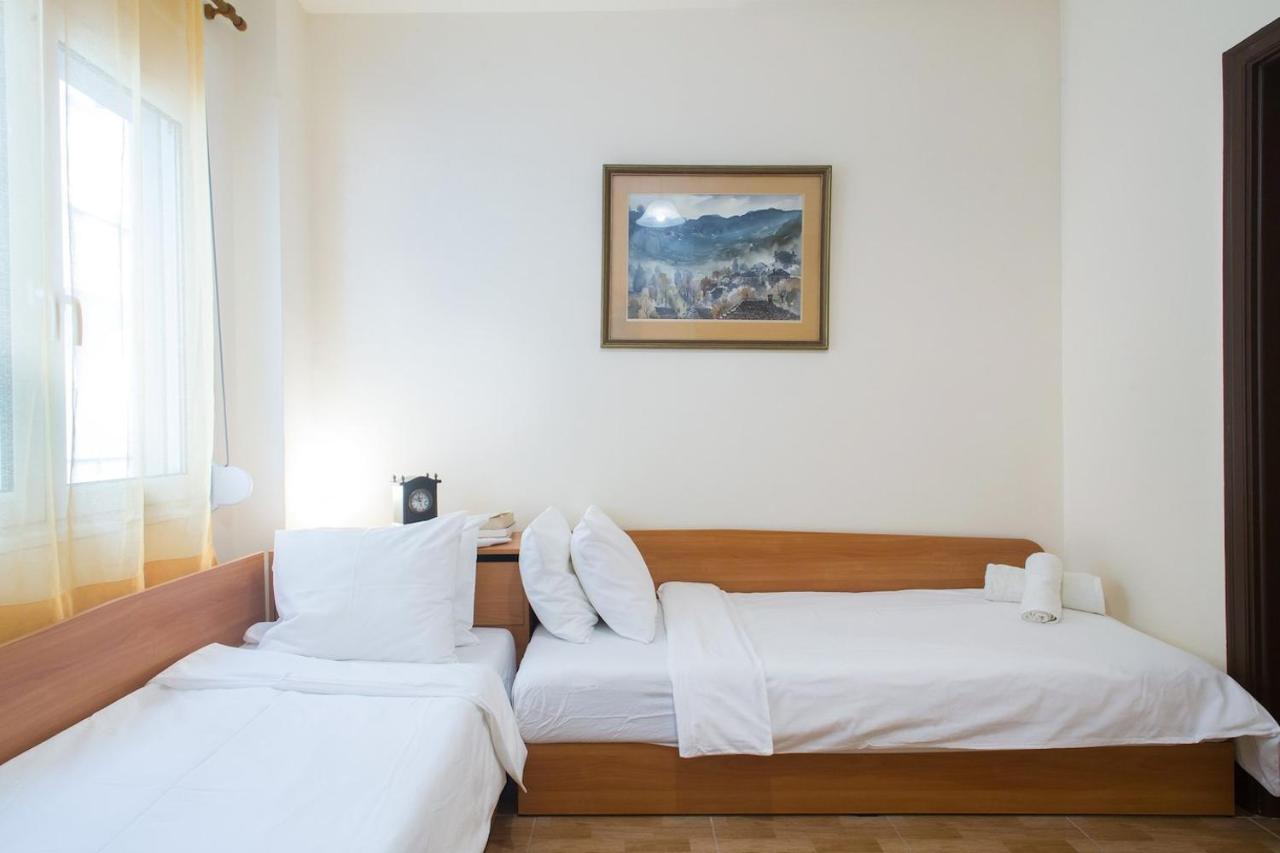Pangsapuri 60 m² dengan 2 bilik tidur dan 1 bilik mandi peribadi di Acropolis - Koukaki Athens Luaran gambar