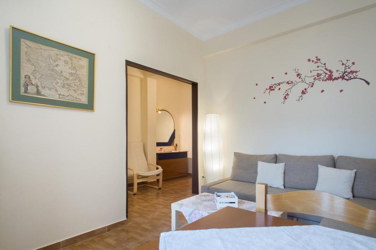 Pangsapuri 60 m² dengan 2 bilik tidur dan 1 bilik mandi peribadi di Acropolis - Koukaki Athens Luaran gambar