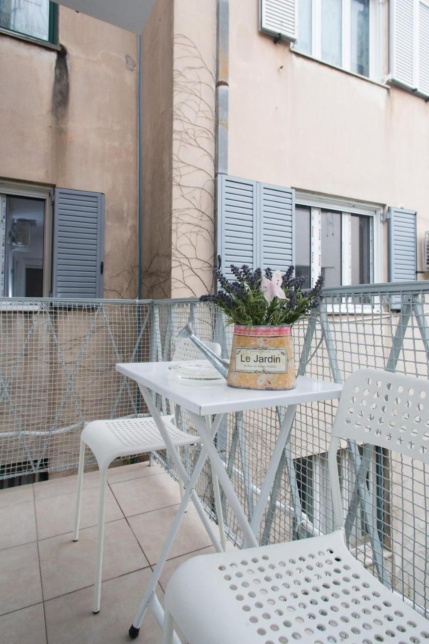 Pangsapuri 60 m² dengan 2 bilik tidur dan 1 bilik mandi peribadi di Acropolis - Koukaki Athens Luaran gambar
